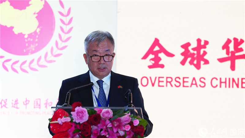 全非洲中国和平统一促进会会长徐长斌致辞。人民网 刘畅摄