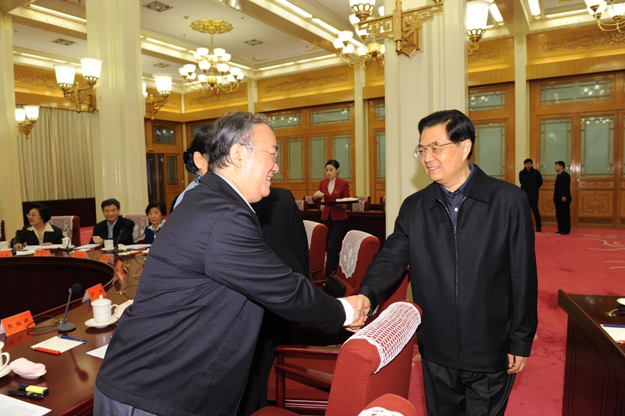 桑国卫同志生平照片