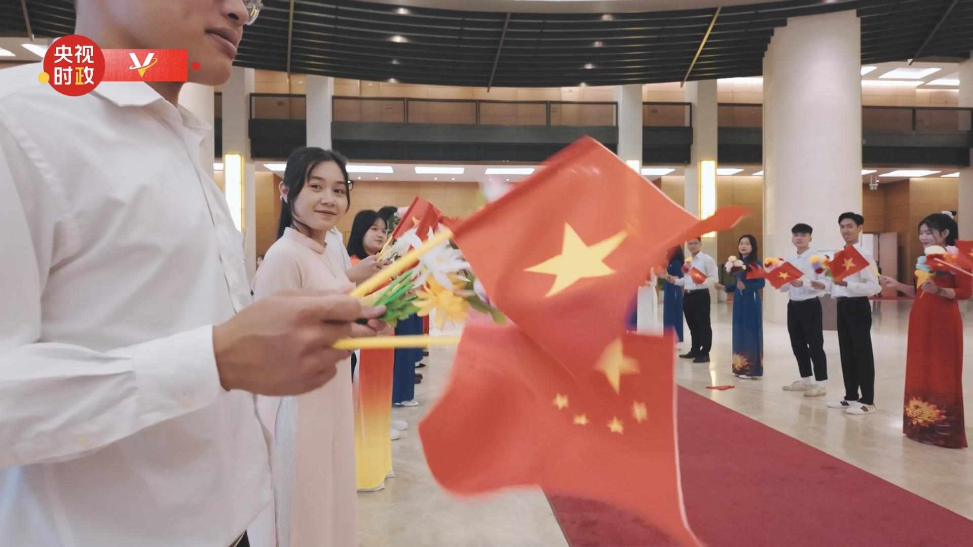 时政微纪录丨习近平的越南河内时间